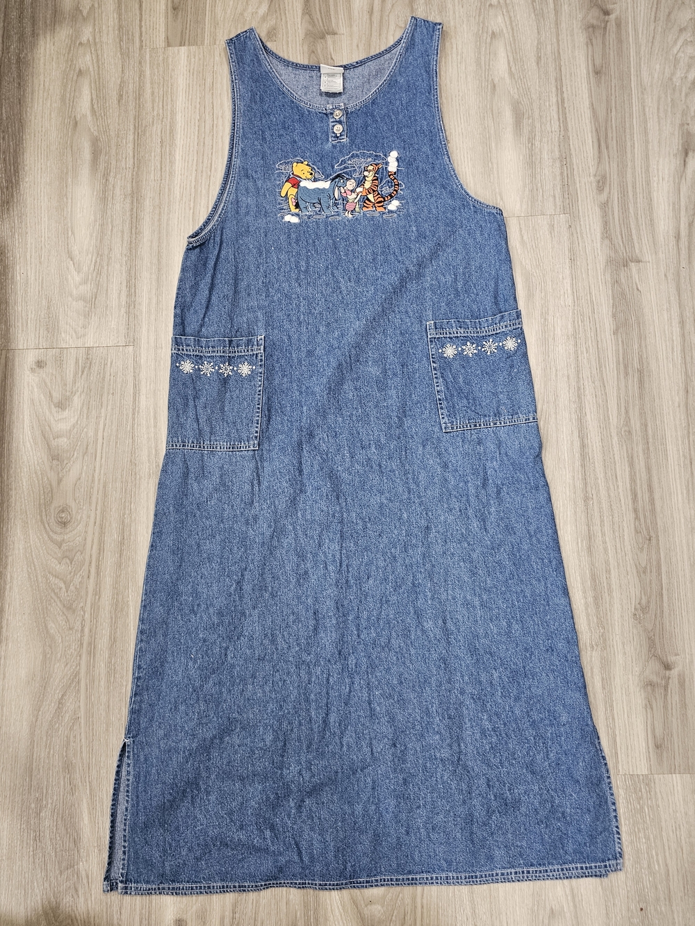 Vintage Disney Store Winnie the Pooh Embroidered Denim Dress Sz Medium